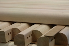 Elementy meblowe z litego drewna bukowego