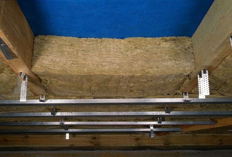 5-gotowy-ruszt-montaz-wieszakow-i-rusztu-rockwool