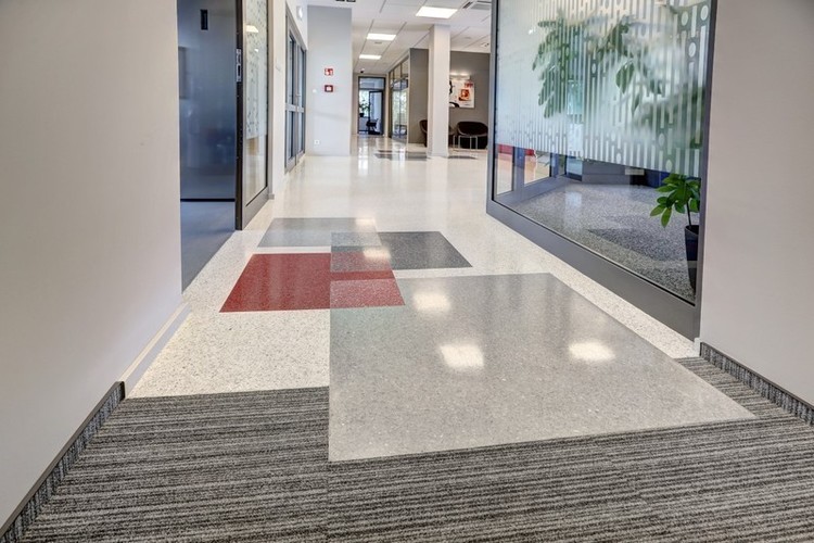 Posadzki_zywiczne_Flowcrete_Biuro_Flowcrete_Polska_1