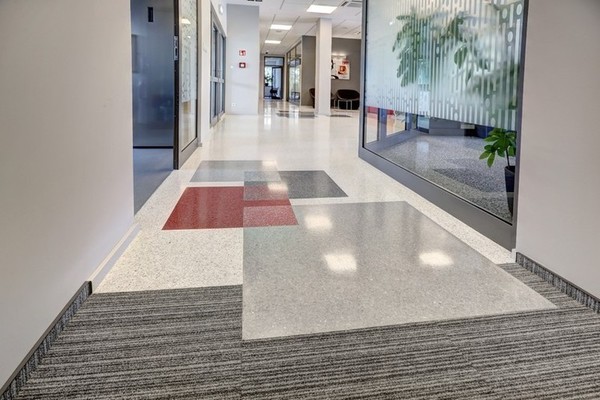 Posadzki_zywiczne_Flowcrete_Biuro_Flowcrete_Polska_1