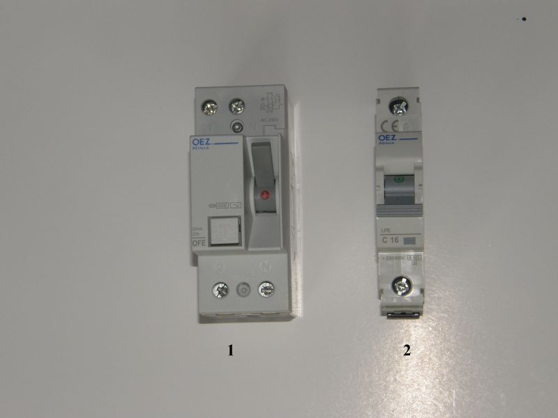 Automatyczny i nadprądowy bezpiecznik