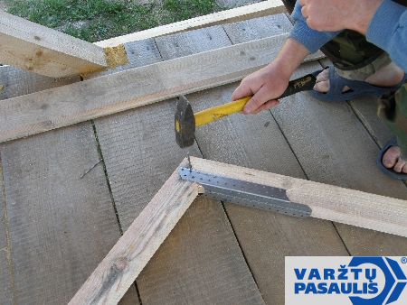 Połączenie krokwi połączeniem krokwiowym