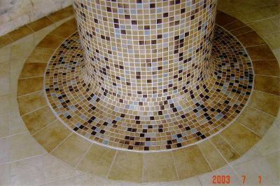 Kolumna "Forum palace"