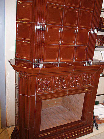 Kominek z kafli glazurowyc Kominek z kafli glazurowyc