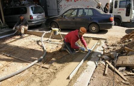 Równanie, ugniatanie i szlifowanie podłoża. Równanie, ugniatanie i szlifowanie podłoża.