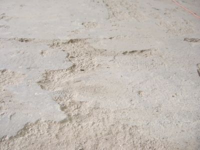 Usunięcie zużytych warstw podłogi Usunięcie zużytych warstw podłogi