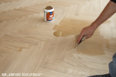 Szpachlowanie szczelin