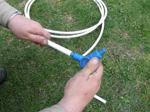 Wyr&oacute;wnanie miejsca przecięcia rurki kilkuwarstwowej