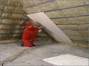 Dwuwarstwowe ocieplenie poddasza skalną wełną mineralną