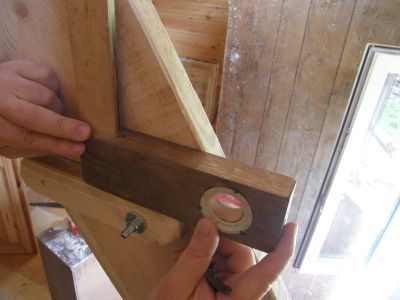 Jeszcze raz sprawdzamy poziomowość. Jeszcze raz sprawdzamy poziomowość.