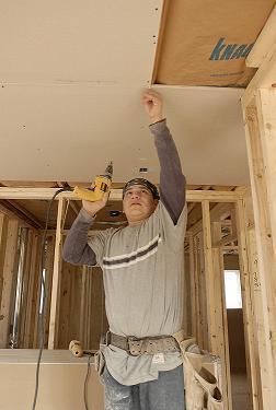 Płyty gipsowo-kartonowe