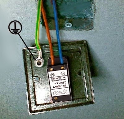 Uziemianie regulatora