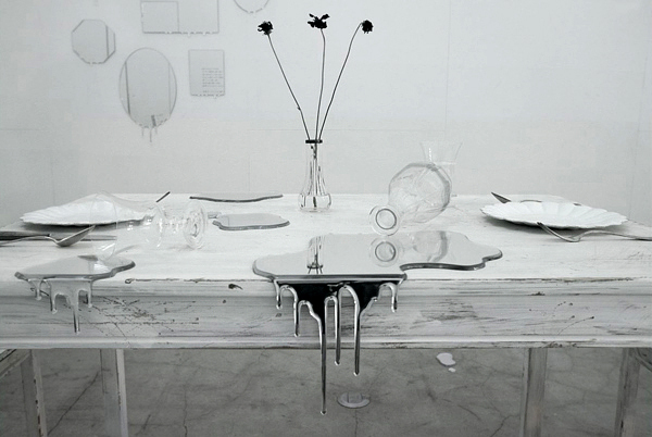 Symbolika kapiącego lustra jest bliska wodzie