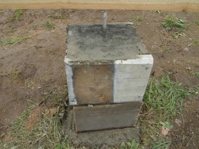 Wykonywane są skrzynki o wymiarach 25x25_cm